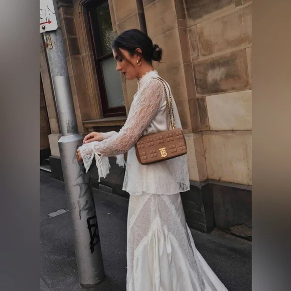 Aje lace blouse Size 4 Like New - Picture 4 of 10